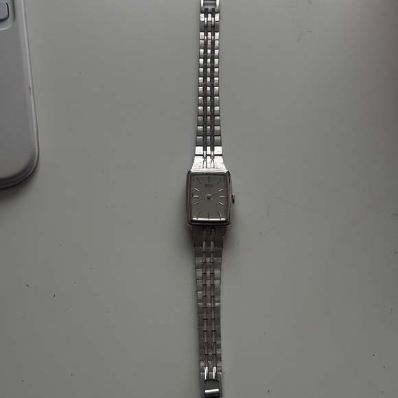 Seiko Silver Rectangular Tank Watch - Picture 2 of 3